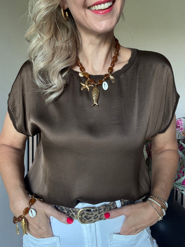Kastgeluk satinlook top gold detail